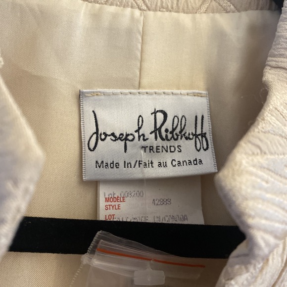 Joseph Ribkoff Womens 8 Trends Beaded Tan Blazer Jacket Old Money Derby Regal - Picture 4 of 14